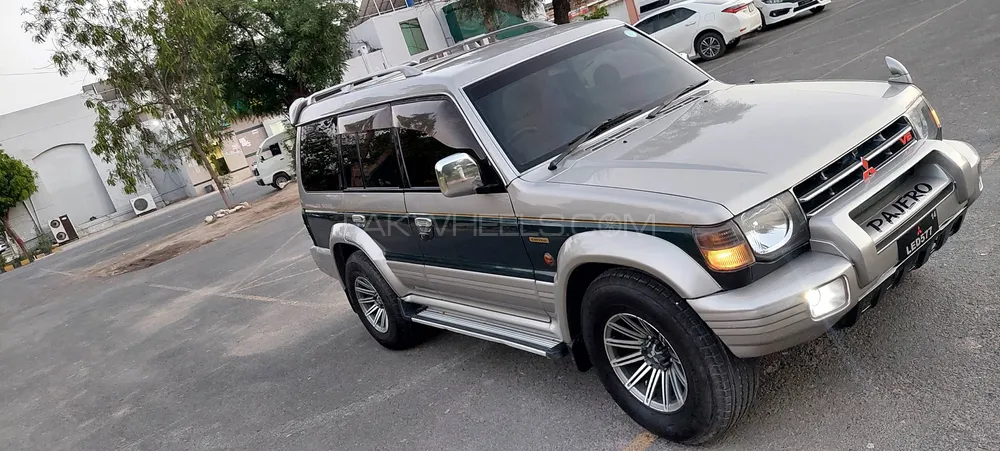 Mitsubishi Pajero 1995 for Sale in Multan Image-1