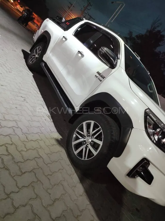 Toyota Hilux 2020 for Sale in Faisalabad Image-1