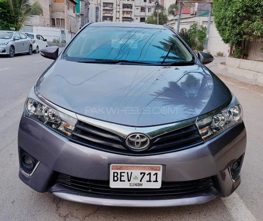 Toyota Corolla 2015 for Sale in Karachi Image-1
