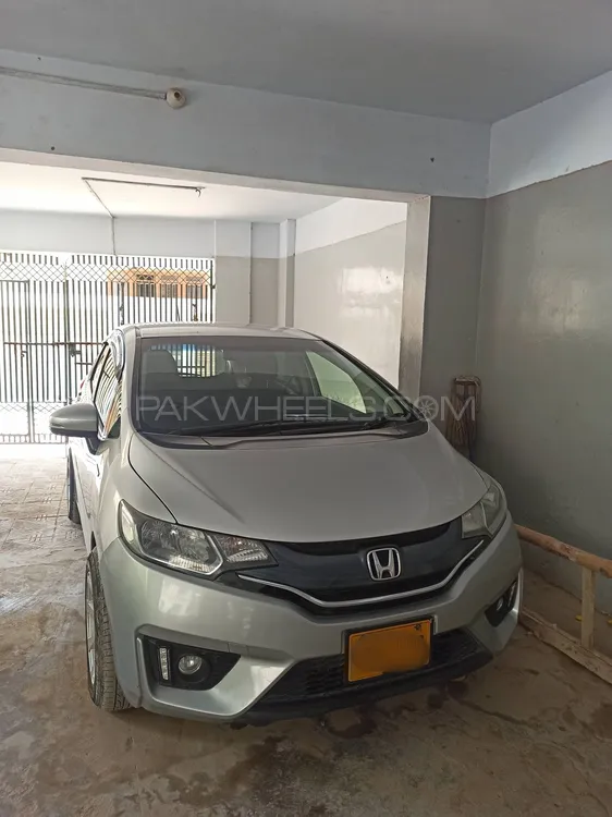 Honda Fit 2015 for Sale in Karachi Image-1