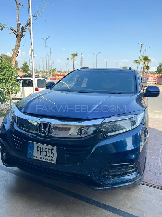 Honda Vezel 2013 for Sale in Islamabad Image-1
