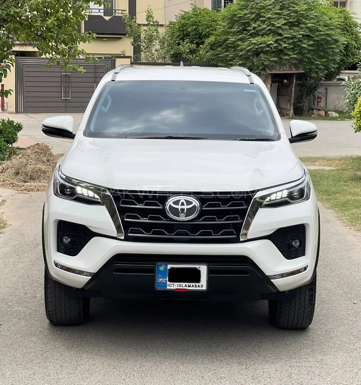 Toyota Fortuner 2021 for Sale in Lahore Image-1