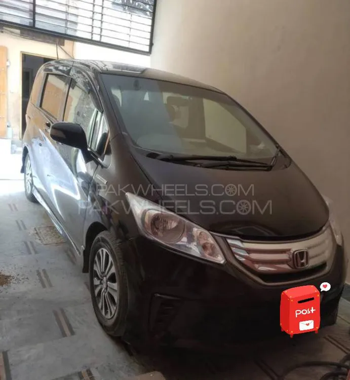 Honda Freed 2012 for Sale in Sialkot Image-1