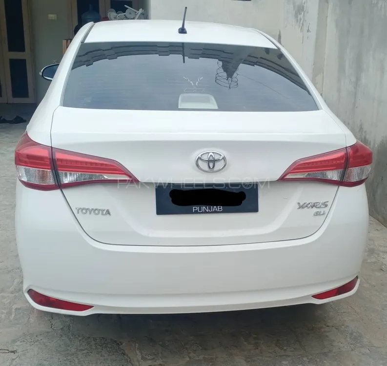 Toyota Yaris Sedan 2021 for Sale in Bahawalpur Image-1