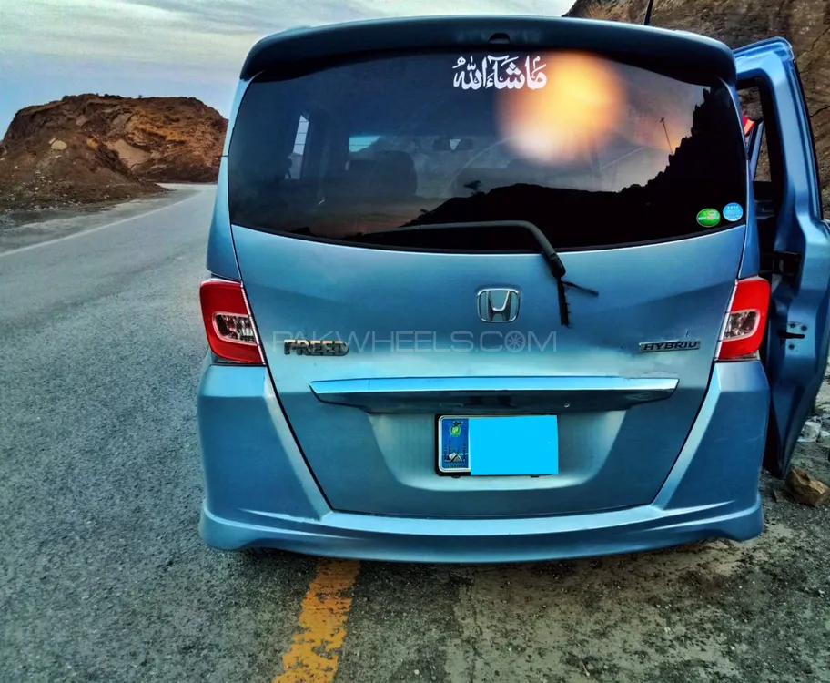 Honda Freed 2013 for Sale in Peshawar Image-1
