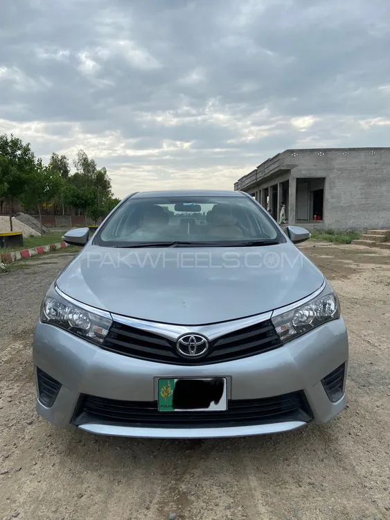 Toyota Corolla 2015 for Sale in Narowal Image-1