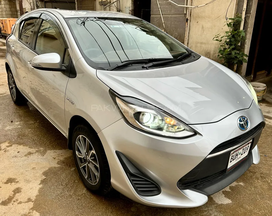 Toyota Aqua 2018 for Sale in Karachi Image-1