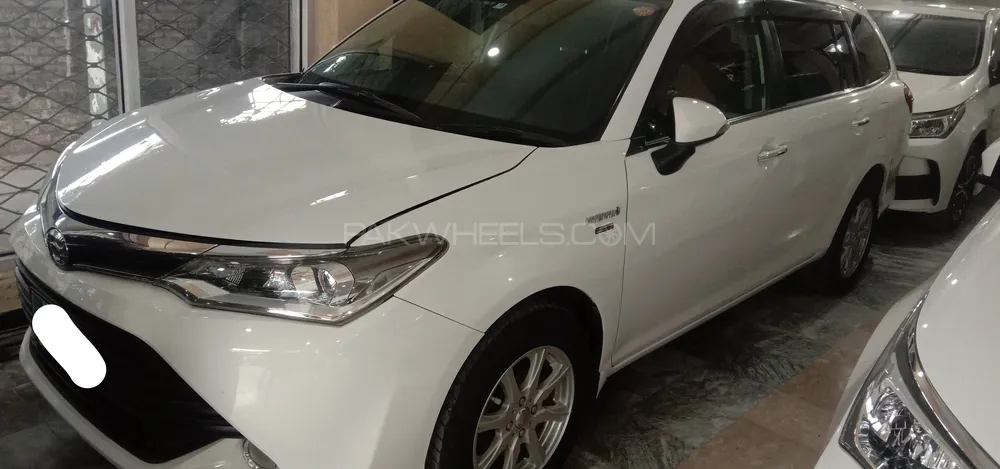 Toyota Corolla Fielder 2017 for Sale in Peshawar Image-1