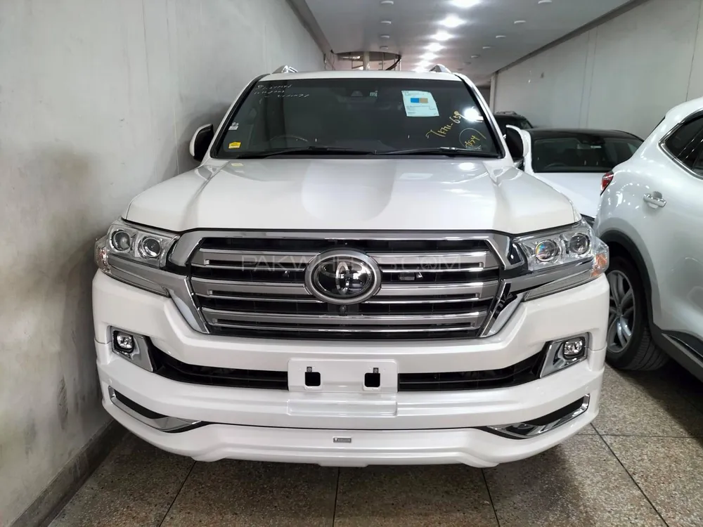 Toyota Land Cruiser 2017 for Sale in Lahore Image-1