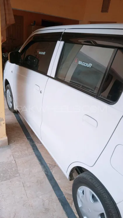 Suzuki Wagon R 2016 for Sale in Layyah Image-1