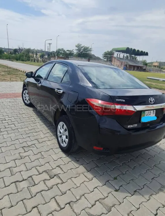 Toyota Corolla 2015 for Sale in Gujrat Image-1