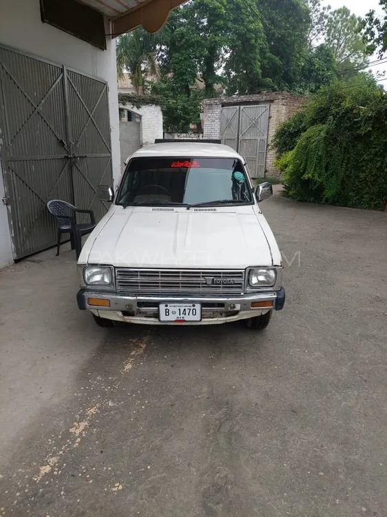 Toyota Hilux 1982 for Sale in Peshawar Image-1