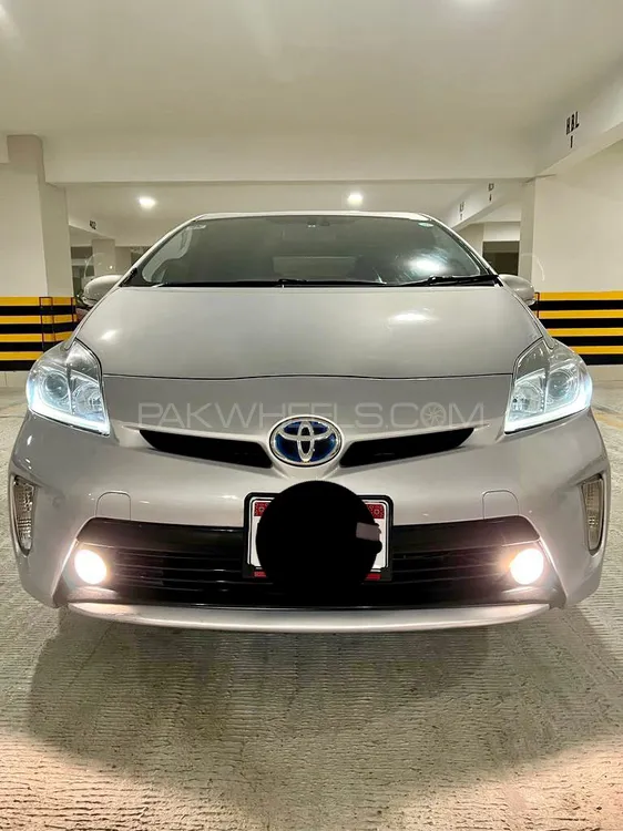 Toyota Prius 2014 for Sale in Karachi Image-1