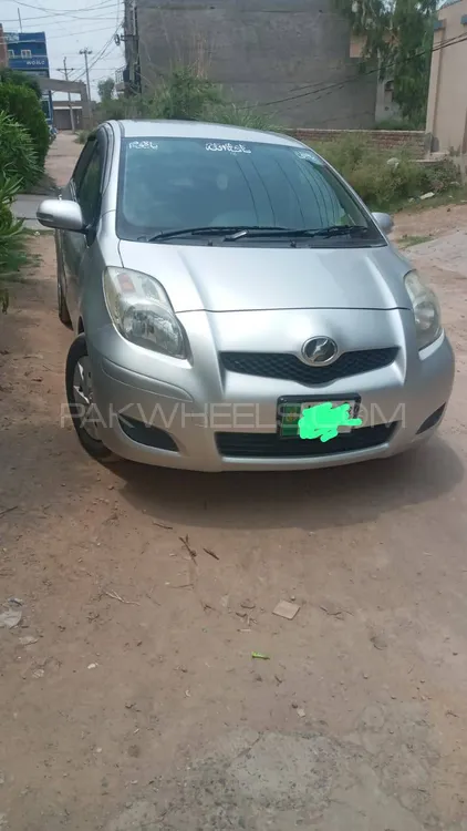 Toyota Vitz 2009 for Sale in Sargodha Image-1