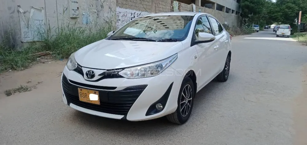 Toyota Yaris Sedan 2020 for Sale in Karachi Image-1
