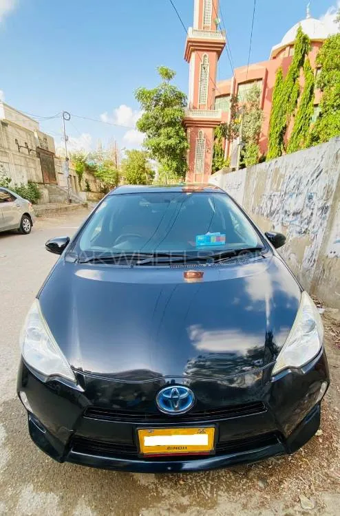 Toyota Aqua 2013 for Sale in Karachi Image-1