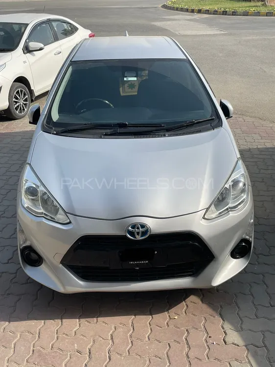 Toyota Aqua 2016 for Sale in Gujranwala Image-1