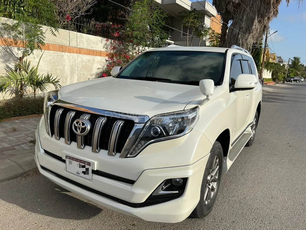 Toyota Prado 2010 for Sale in Karachi Image-1