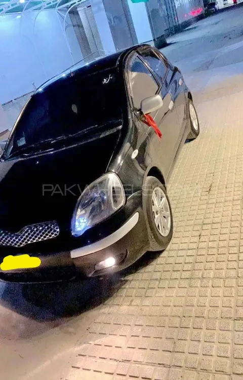 Toyota Vitz 2002 for Sale in Karachi Image-1