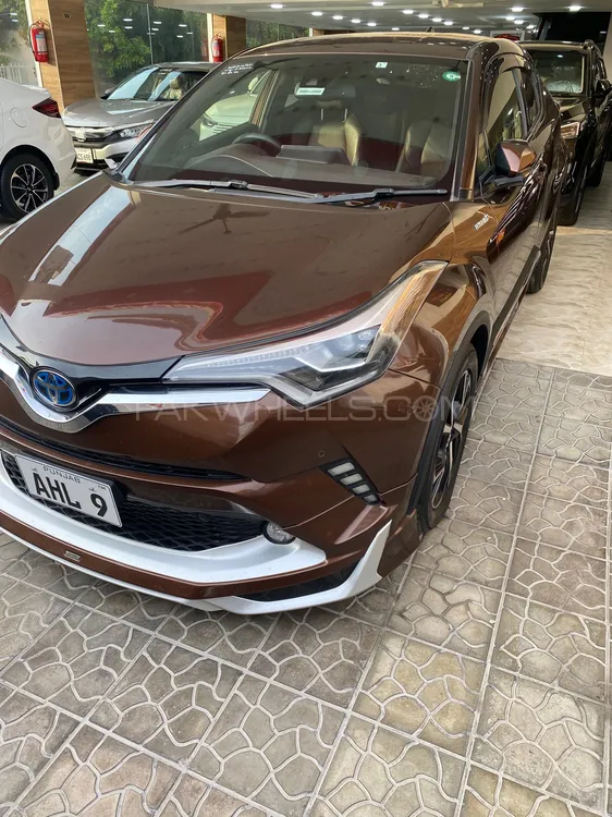 Toyota C-HR 2017 for Sale in Lahore Image-1