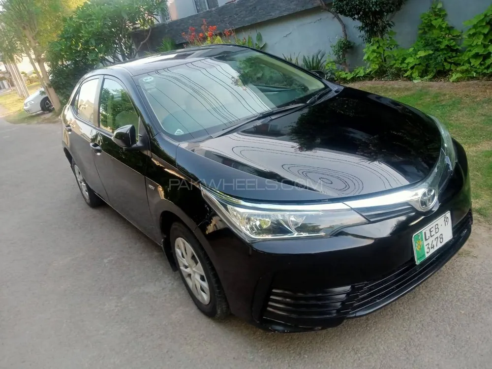 Toyota Corolla 2019 for Sale in Lahore Image-1