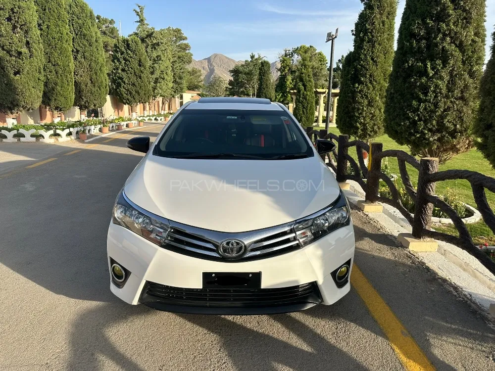 Toyota Corolla 2017 for Sale in Faisalabad Image-1