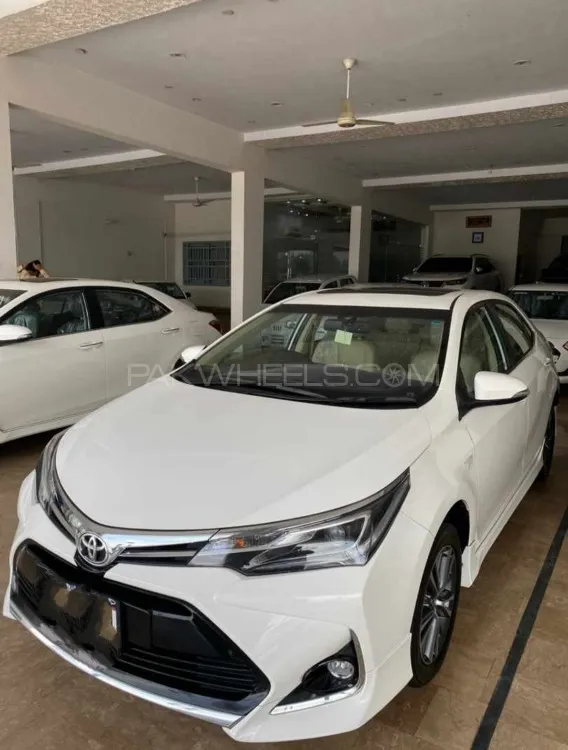 Toyota Corolla 2021 for Sale in Karachi Image-1