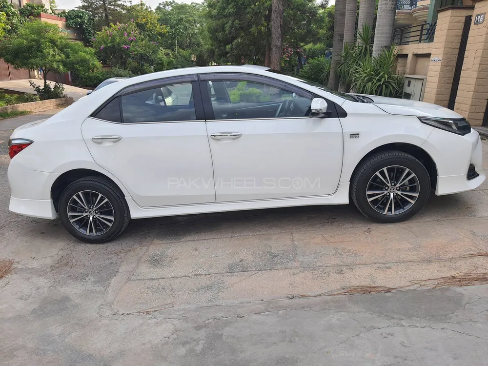 Toyota Corolla 2021 for Sale in Islamabad Image-1