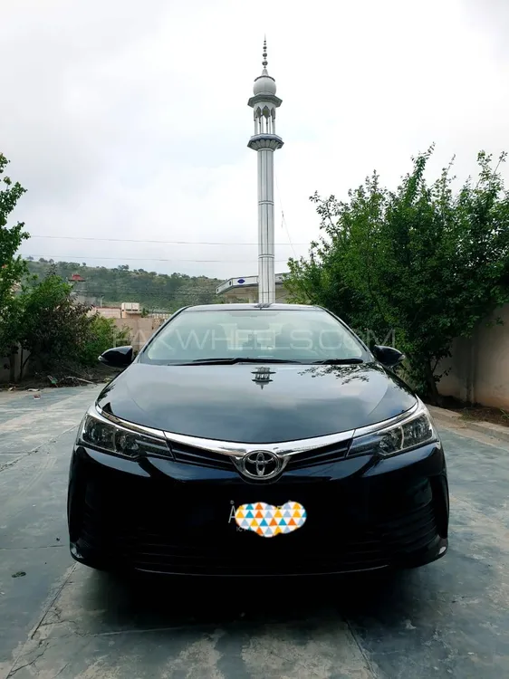 Toyota Corolla 2018 for Sale in Islamabad Image-1