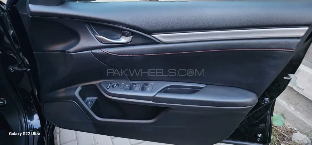 Honda Civic 2021 for Sale in Multan Image-1