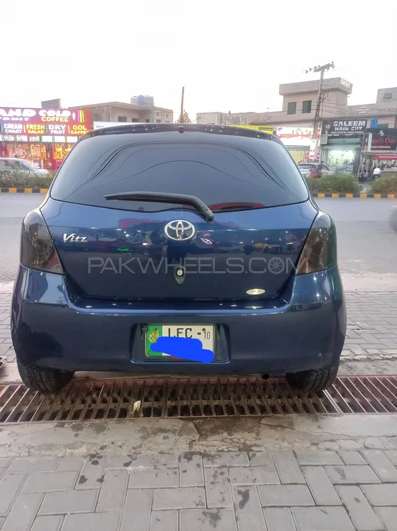 Toyota Vitz 2007 for Sale in Lahore Image-1