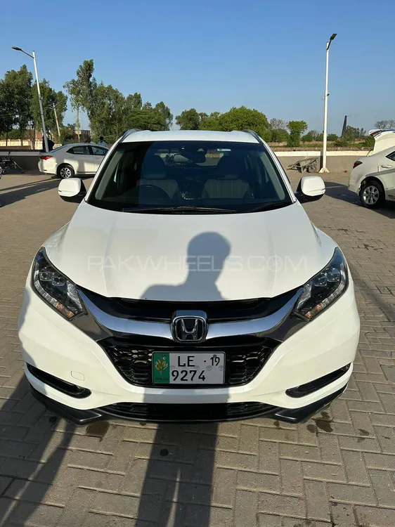 Honda Vezel 2017 for Sale in Narowal Image-1
