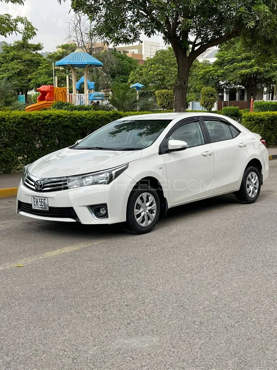 Toyota Corolla 2015 for Sale in Islamabad Image-1