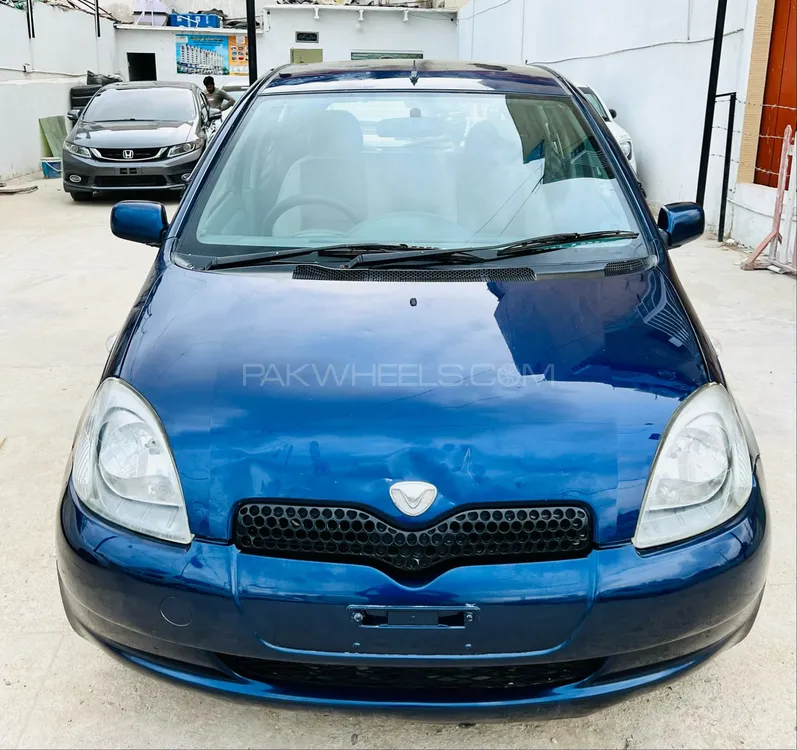 Toyota Vitz 1999 for Sale in Karachi Image-1