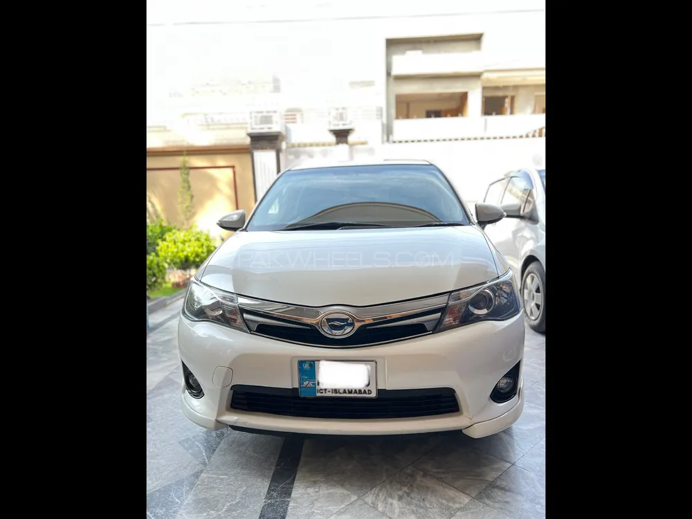 Toyota Corolla Fielder 2014 for Sale in Peshawar Image-1