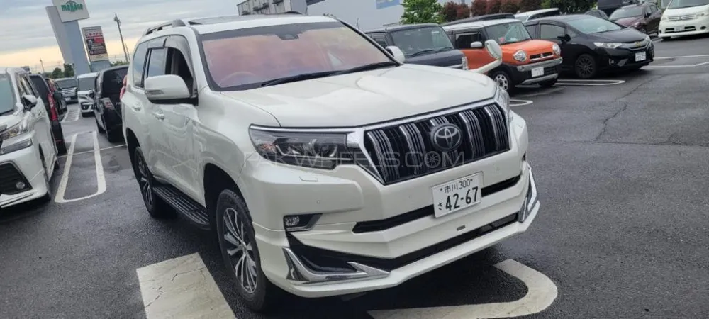 Toyota Prado 2018 for Sale in Islamabad Image-1