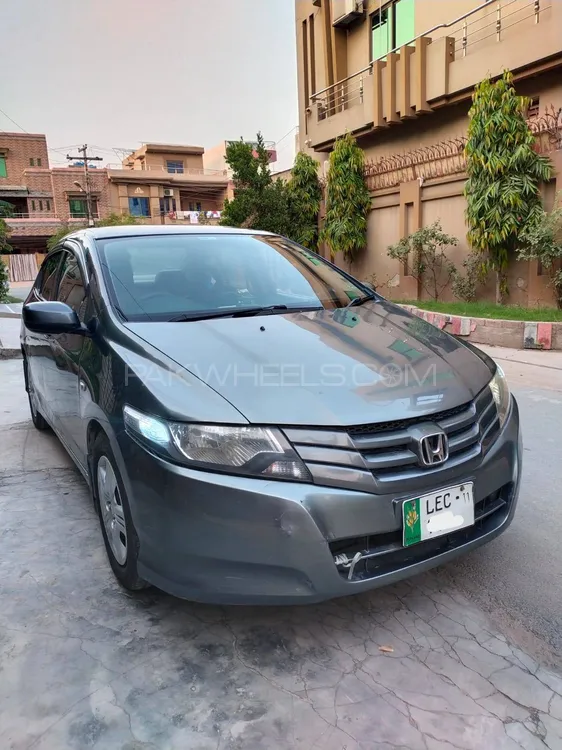 Honda City 2011 for Sale in Lahore Image-1