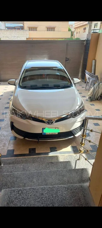 Toyota Corolla 2018 for Sale in Kohat Image-1