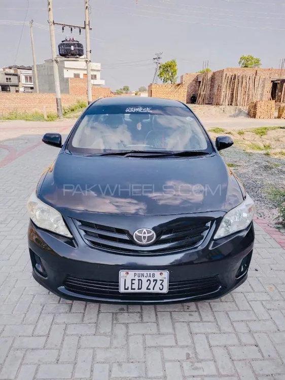 Toyota Corolla 2012 for Sale in Jhang Image-1