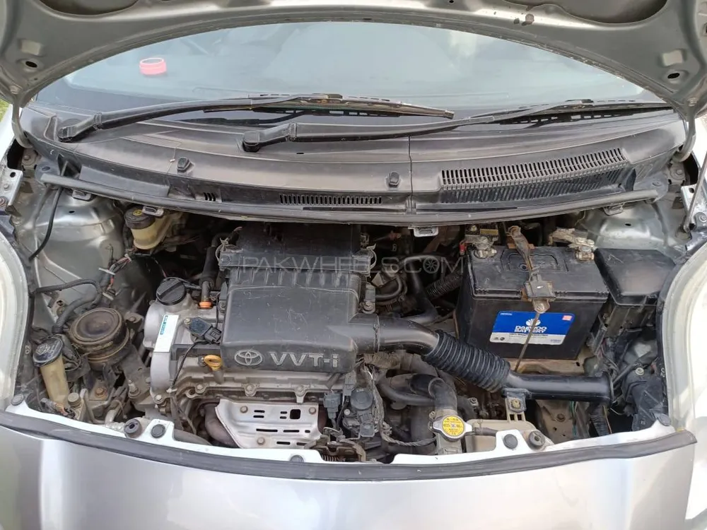 Toyota Vitz 2009 for Sale in Multan Image-1