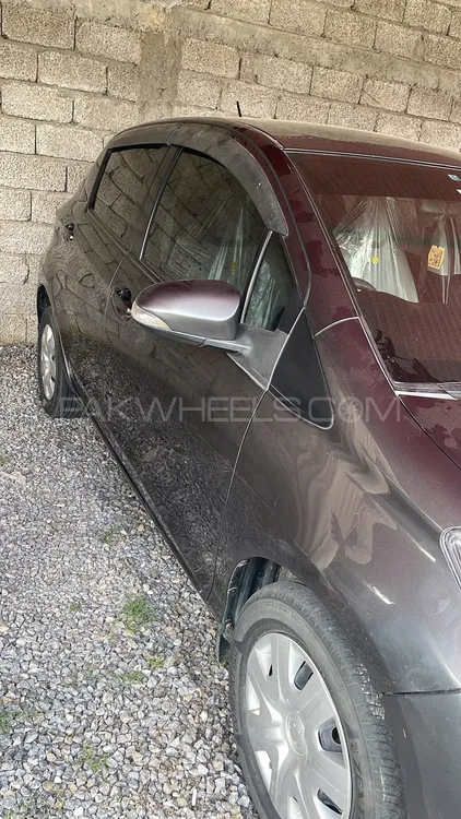 Toyota Vitz 2012 for Sale in Islamabad Image-1