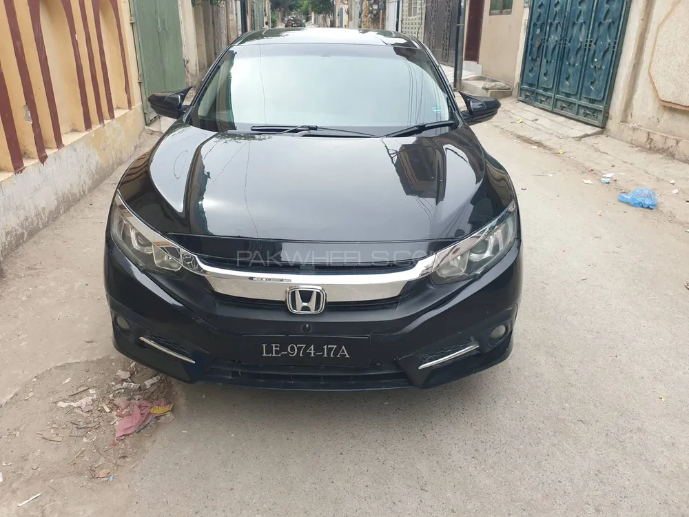 Honda Civic 2017 for Sale in Peshawar Image-1