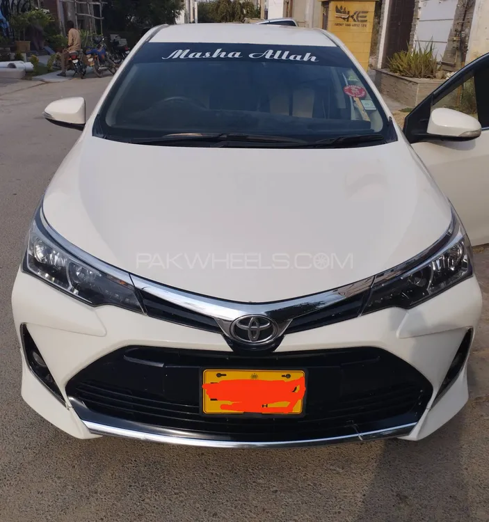 Toyota Corolla 2017 for Sale in Karachi Image-1