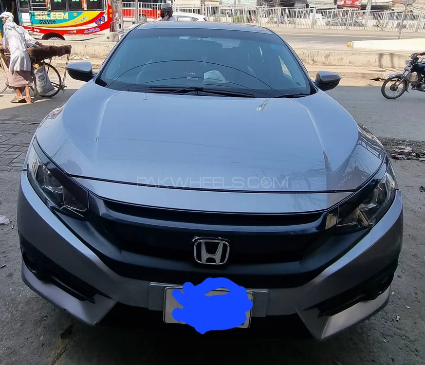 Honda Civic 2018 for Sale in Lahore Image-1