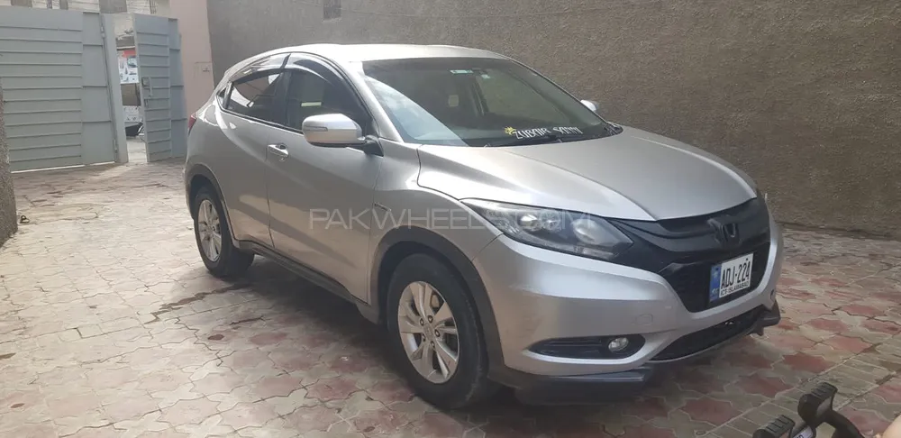 Honda Vezel 2013 for Sale in Burewala Image-1
