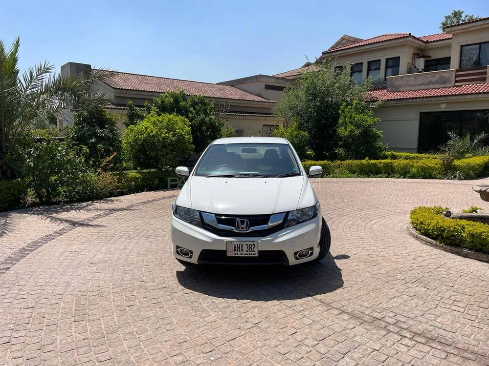 Honda City 2018 for Sale in Islamabad Image-1