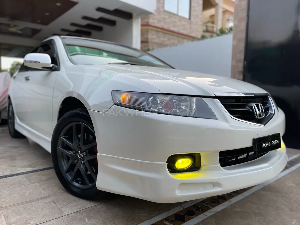 Honda Accord 2003 for Sale in Lahore Image-1