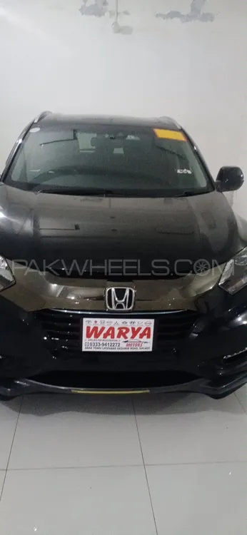Honda Vezel 2017 for Sale in Sialkot Image-1