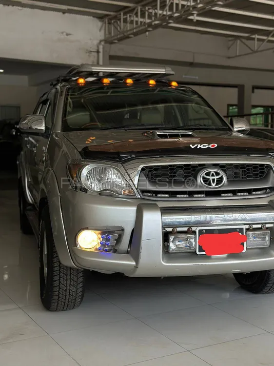 Toyota Hilux 2005 for Sale in Peshawar Image-1
