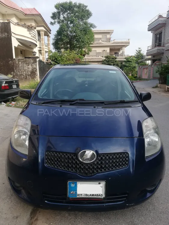 Toyota Vitz 2005 for Sale in Islamabad Image-1